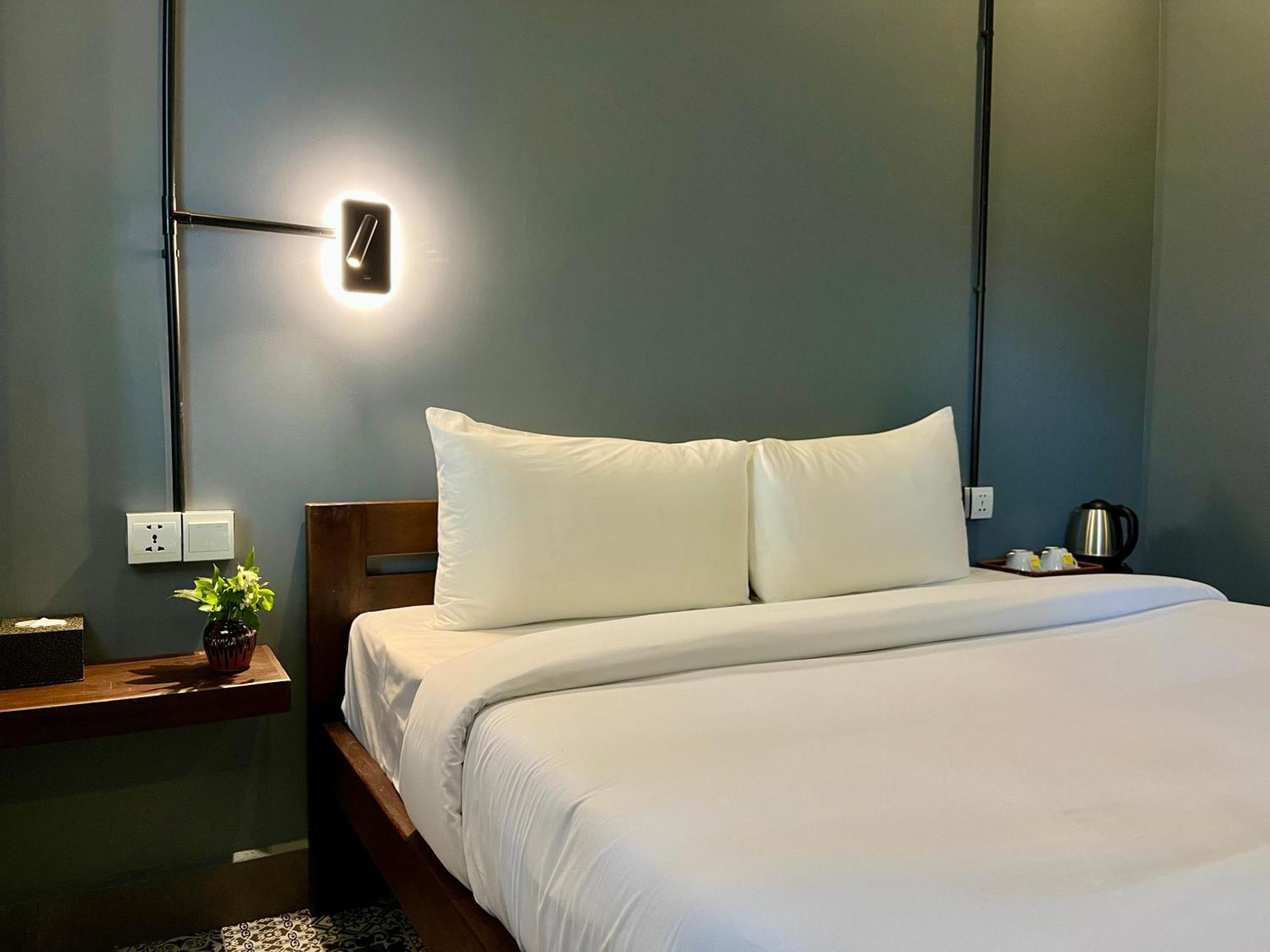 Banyan Tree Hostel Кампот Екстер'єр фото