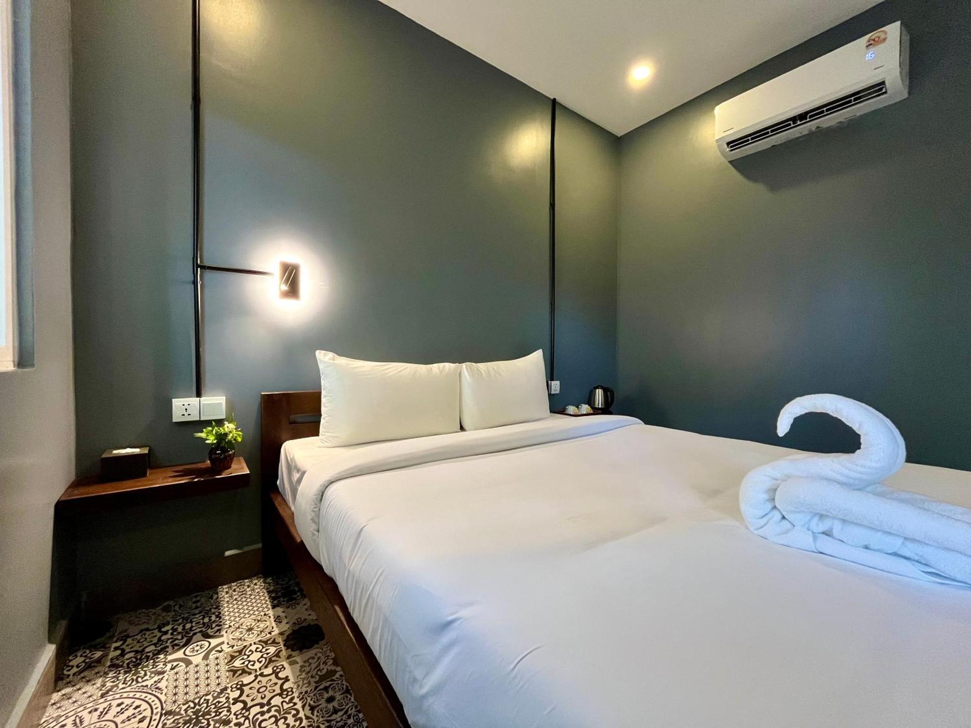 Banyan Tree Hostel Кампот Екстер'єр фото