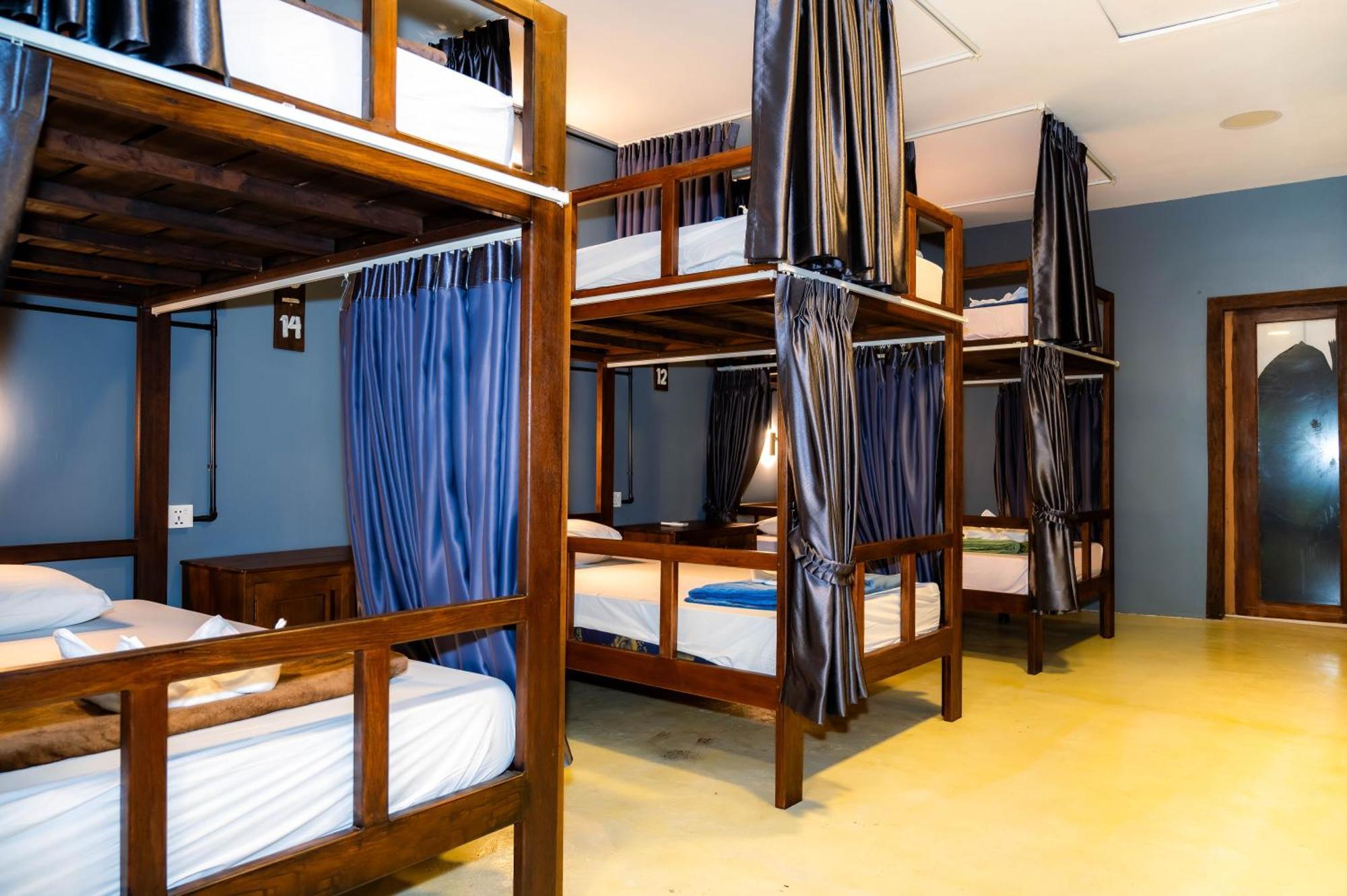 Banyan Tree Hostel Кампот Екстер'єр фото