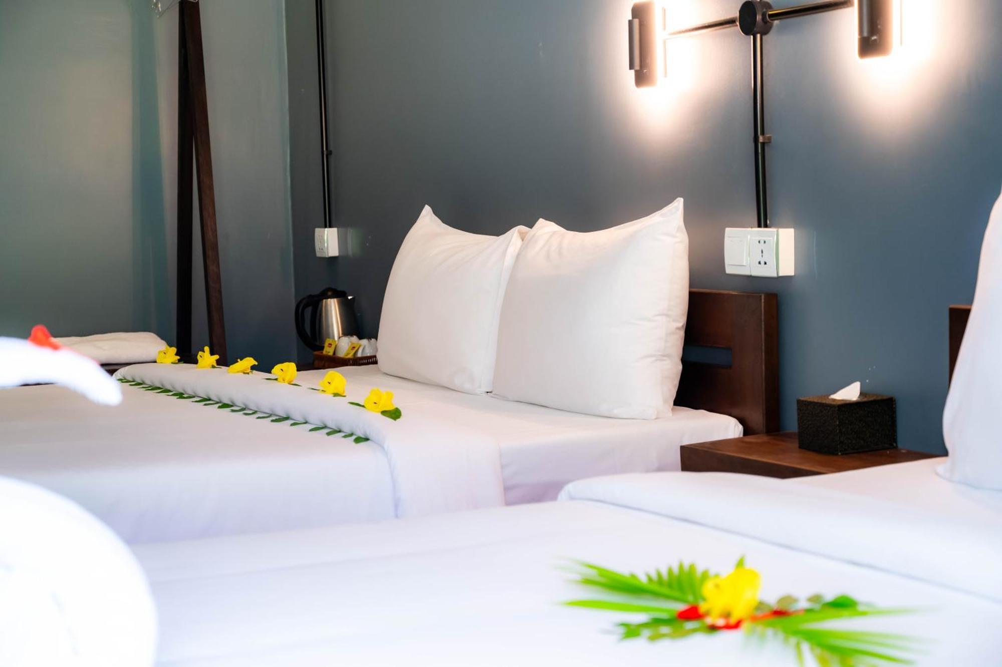 Banyan Tree Hostel Кампот Екстер'єр фото