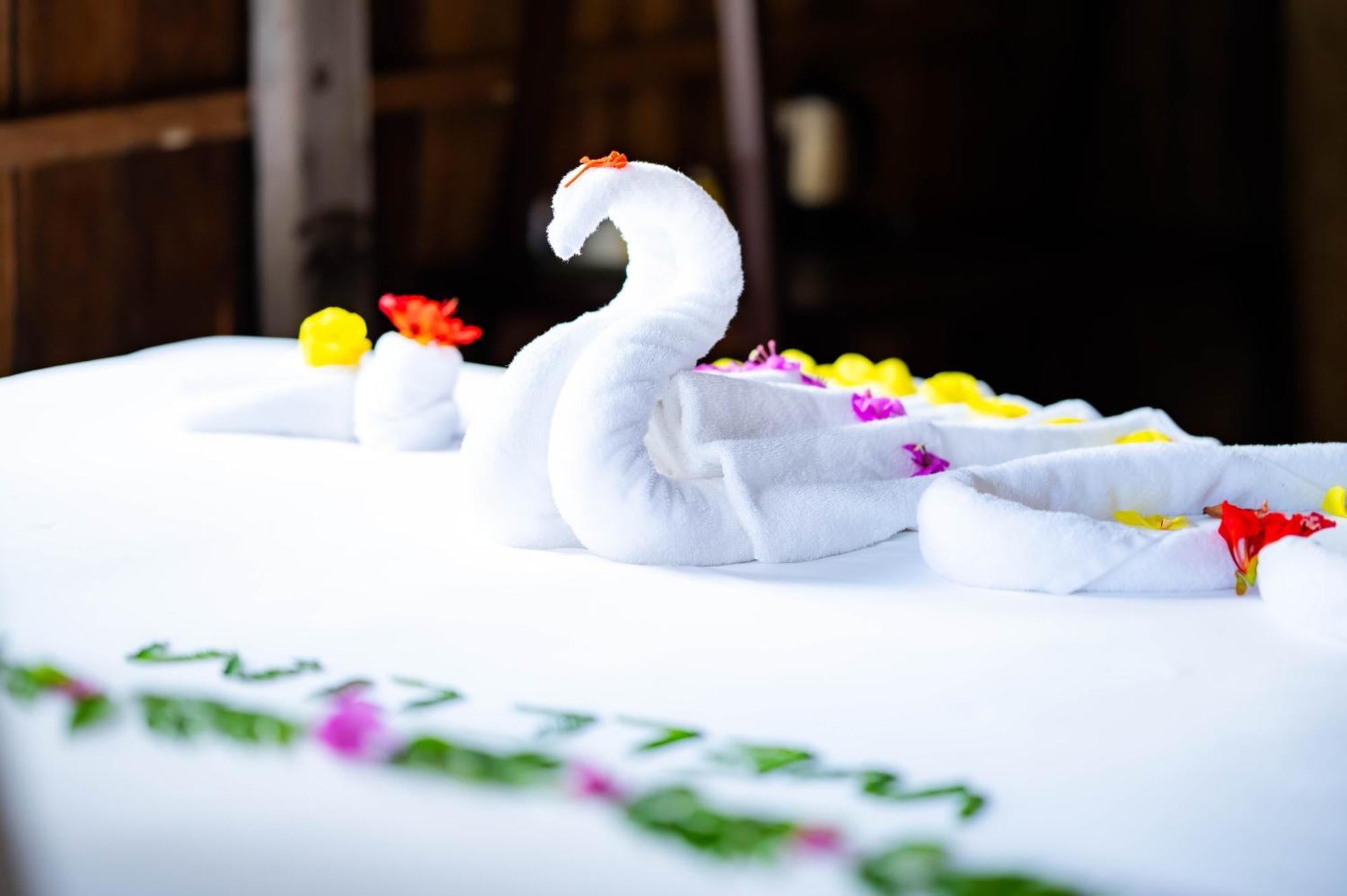 Banyan Tree Hostel Кампот Екстер'єр фото